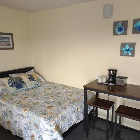 Pilgrim'S Pride Motel Wildwood Extérieur photo