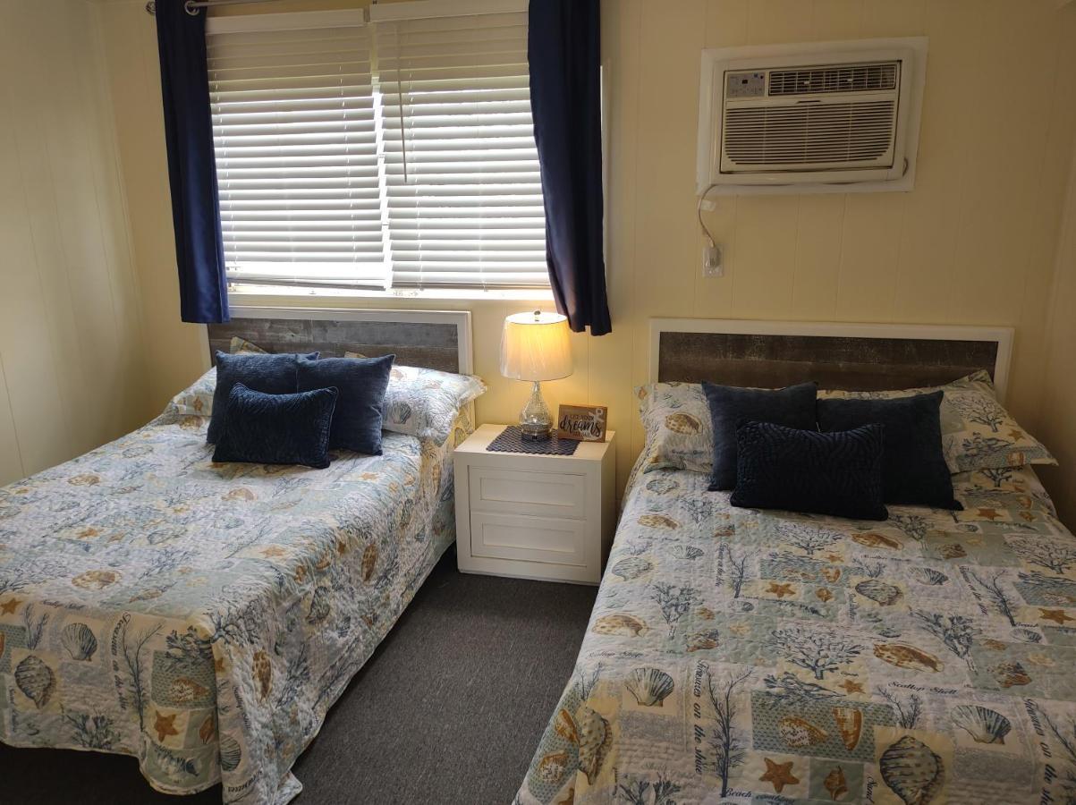 Pilgrim'S Pride Motel Wildwood Extérieur photo